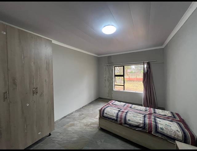 5 BEDROOM HOUSE FOR SALE IN THREE RIVERS